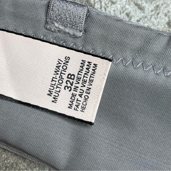 Victoria’s Secret Multi-way Multiposition Bra size 32B - Picture 11 of 13